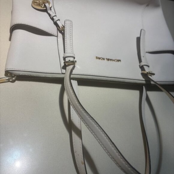 Michael Kors Purse - Picture 3 of 4